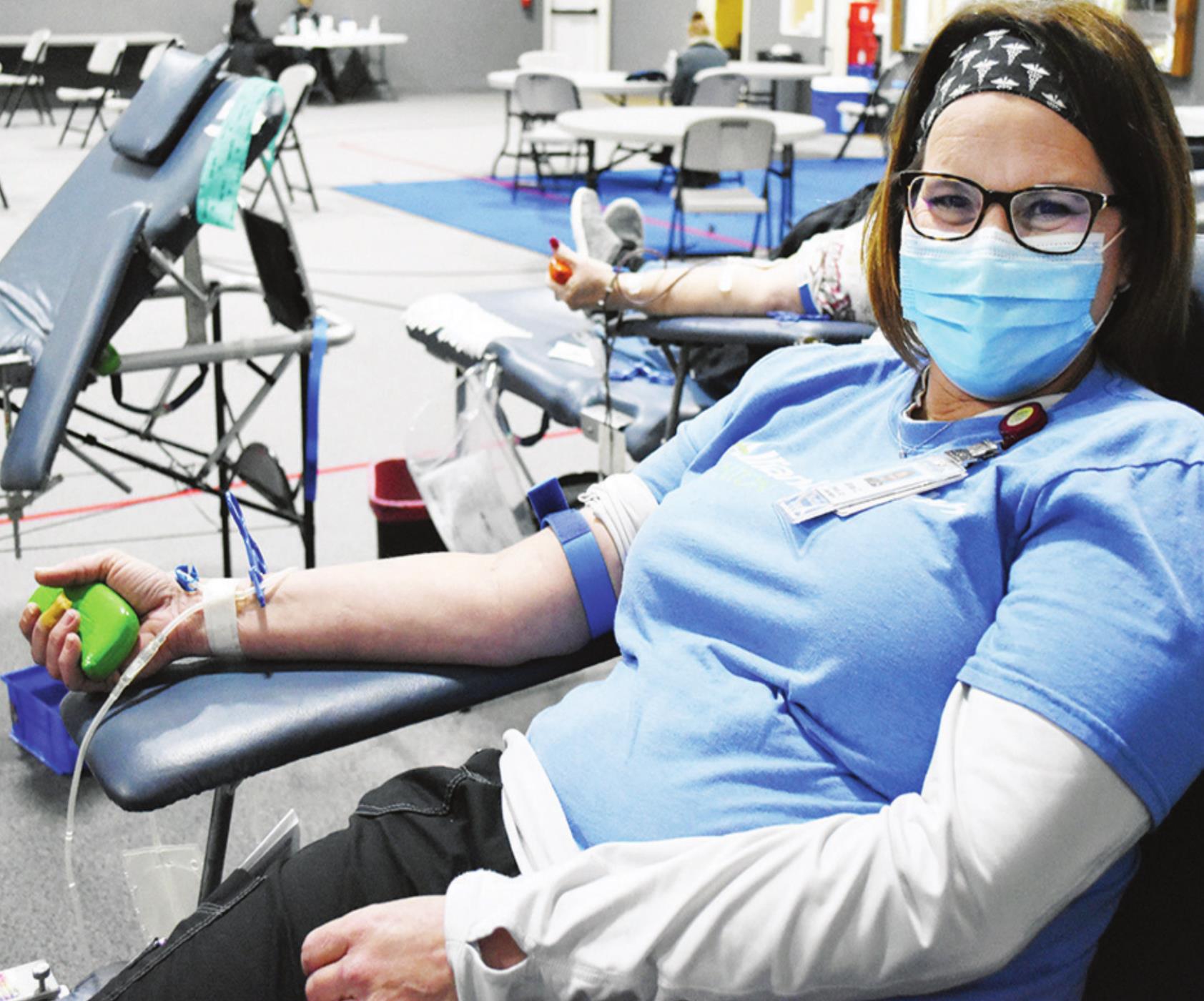 Giving to save lives Clinton Daily News