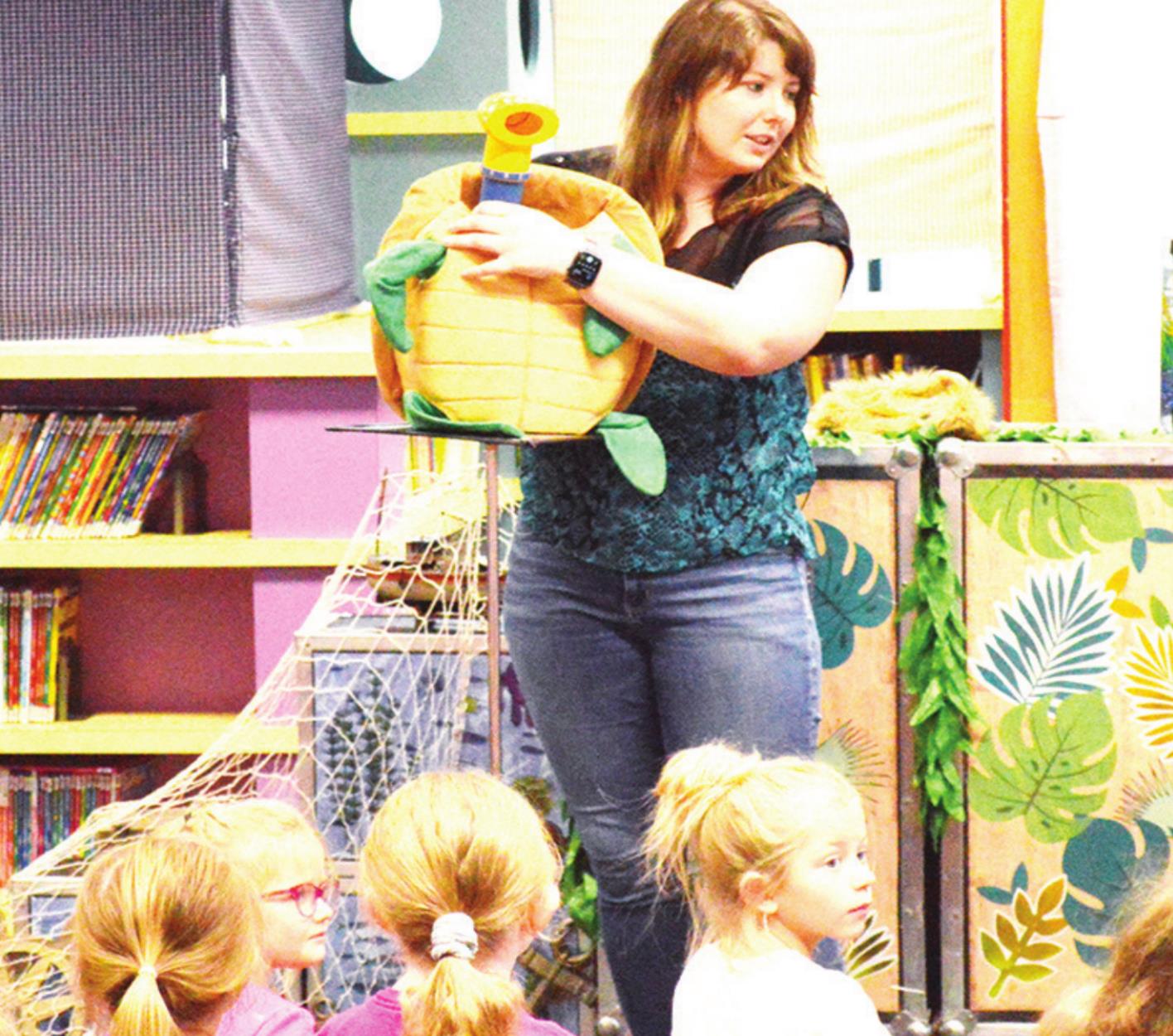 Telling a story with friends Clinton Daily News