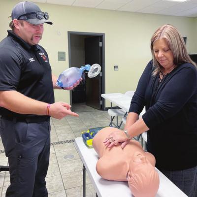 City employees learn CPR