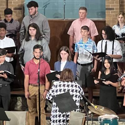 The Clinton High School Advanced Choir recently held their fall concert