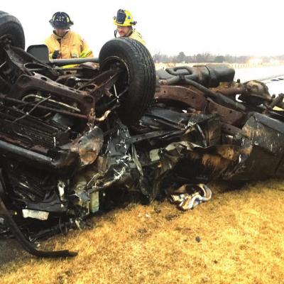 Three cars mangled in I-40 wreck
