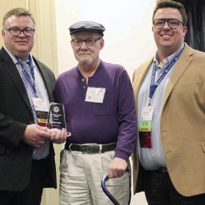 CDN | Courtesy photo Smith receives award