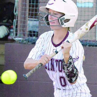 Clinton softball gathers momentum before districts