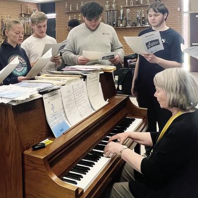 Preparing spring melodies