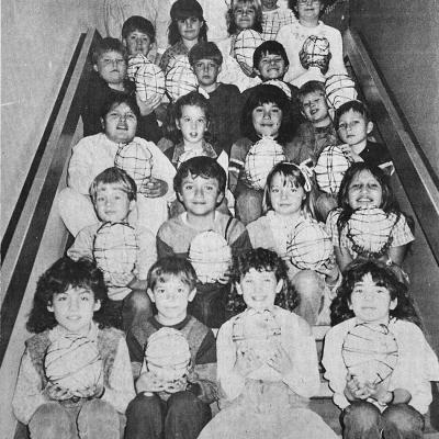 40 YEARS AGO A world of fun was had by these Southwest Elementary school third-graders in Mary Beth Mahanay’s class. Pictured with their handmade globes were Jessica Alonzo, Sandra Breitling, Lora Brinkley, Kendy Cruson, Julie Elston, Jessica Kaulay, Am
