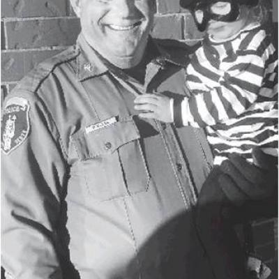 Chief captures fugitive