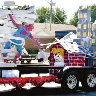 Homecoming floats
