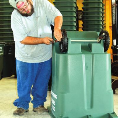 City offers additional polycarts to households