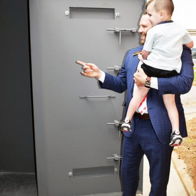 Tiny Tornadoes acquire shelter