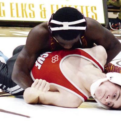 CDN | Staff photo Seeking a fall