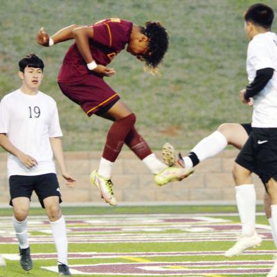 CHS soccer cruises over Astec