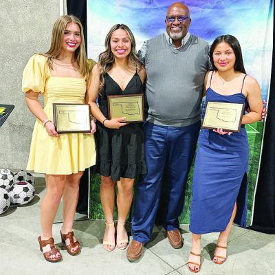 Clinton soccer holds banquet to recognize players awards