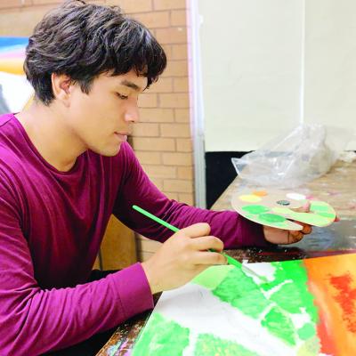 Working on art based in agriculture