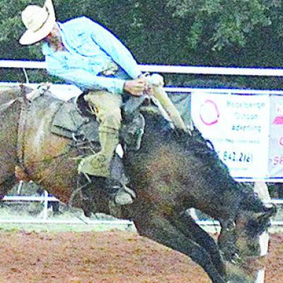 Clinton hosts 76th annual rodeo