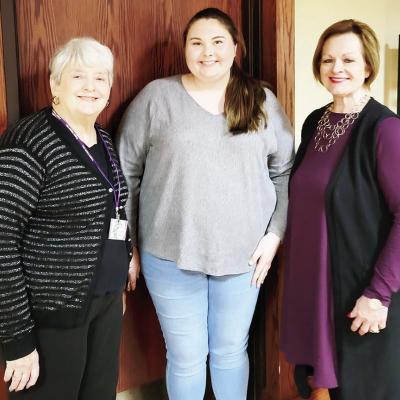 Hunter receives award