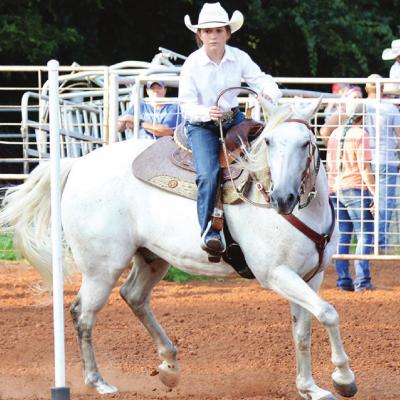 Competing at the Clinton rodeo