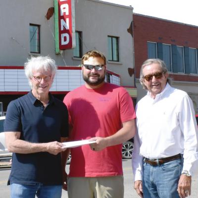 Gholston Trust donates money