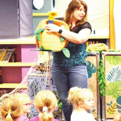 Telling a story with friends