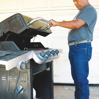 Fire chief urges grill safety