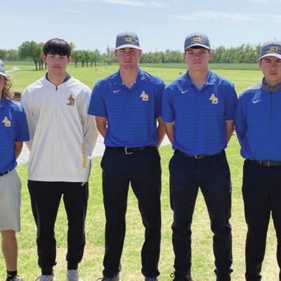 Arapaho-Butler won its regional qualifier with a 333 at Kingfisher Monday afternoon. Pictured, from left: Ryan Carlisle, Clint Powell, Gage Grube, Brett Griffith, Blake Hunter, Ryan Shoeppach and Canaan Read. CDN | Courtesy photo Arapaho-Butler claims regional qualifer at Kingfisher