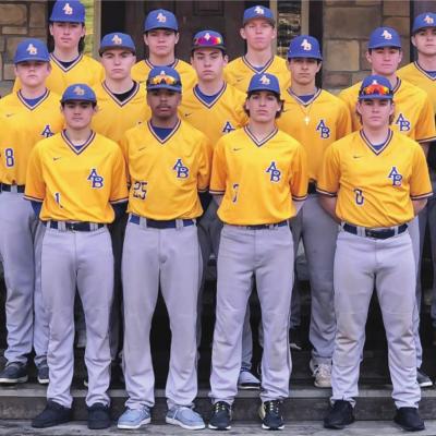 No. 12 Indians split Saturday slate