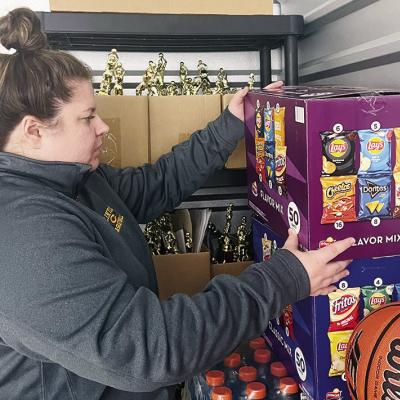 Youth basketball tips off in Clinton