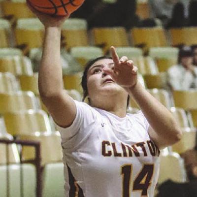 Lady Reds roll Elgin, 57-34