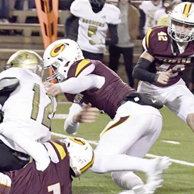 CDN | John Kinsey Wrapped up and tackled