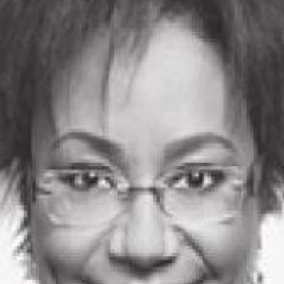 Aunt and uncle make guest feel unwelcome