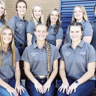 A-B FFA officers pictured in front, from left, are Vice President Kamryn Oakes, President Morgandee Sawatzky and Secretary Katie Edelen. Back row, from left, are Reporter Kinley Grybowski, Chaplain Taelar Baggett, Parliamentarian Kloee Farley, Sentinel Da Arapaho-Butler FFA to host annual auction