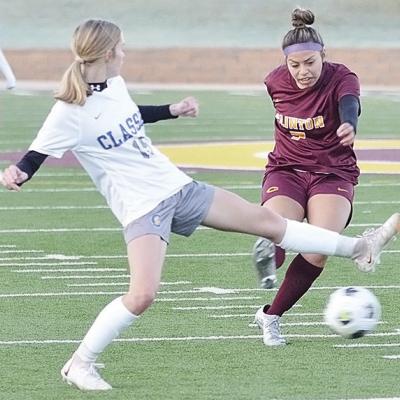 CHS soccer earns sweep of Comets to start season