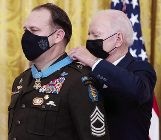 MSG Earl Plumlee receives his Medal of Honor from President Joe Biden on Dec. 16, 2021. CDN | Courtesy photo