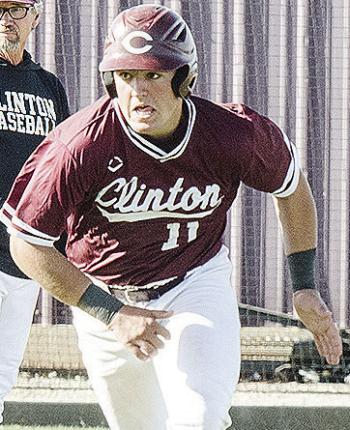 Eli Anderson hustles home from third during Clinton’s game against Weatherford this season. CDN | Sam Goodwyn